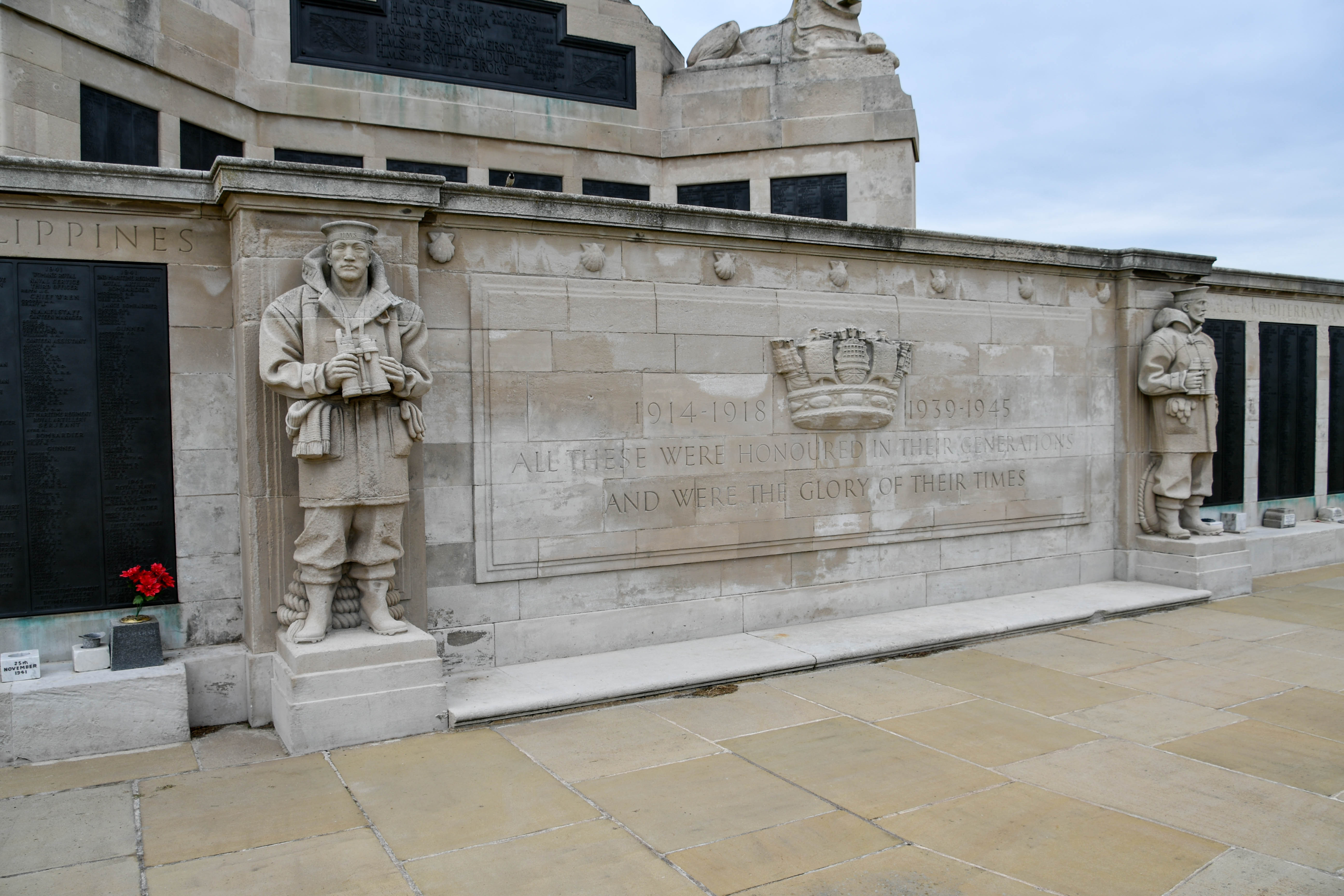 Royal Navy / Portsmouth Naval Memorial War Memorials Online